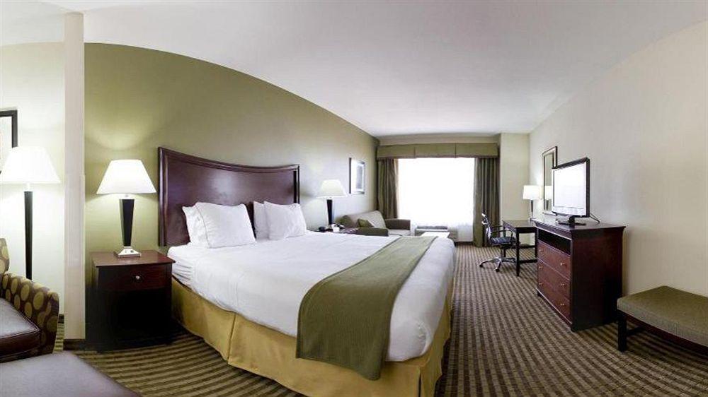 Holiday Inn Express Hotel & Suites Biloxi- Ocean Springs By Ihg Exterior photo
