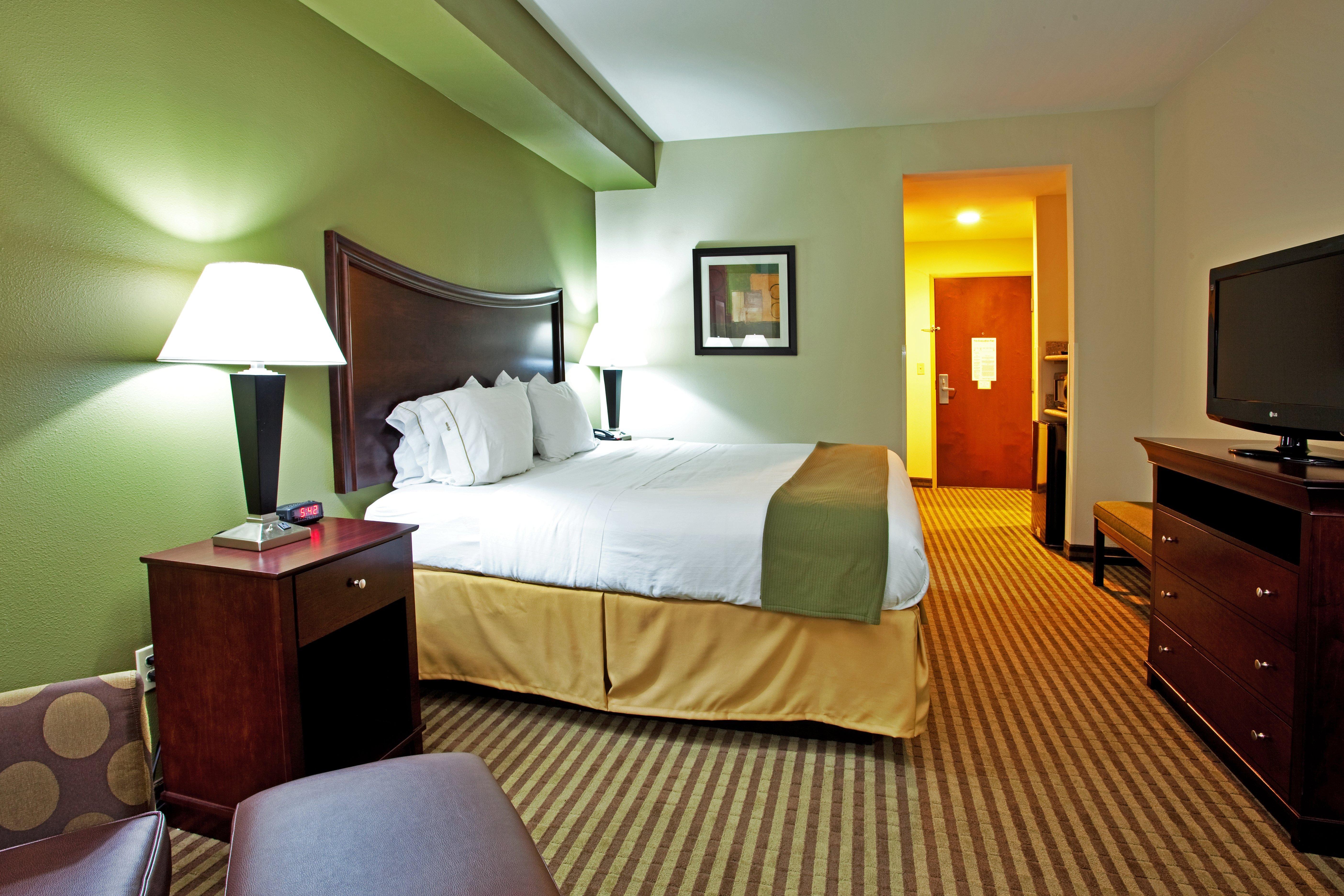 Holiday Inn Express Hotel & Suites Biloxi- Ocean Springs By Ihg Exterior photo