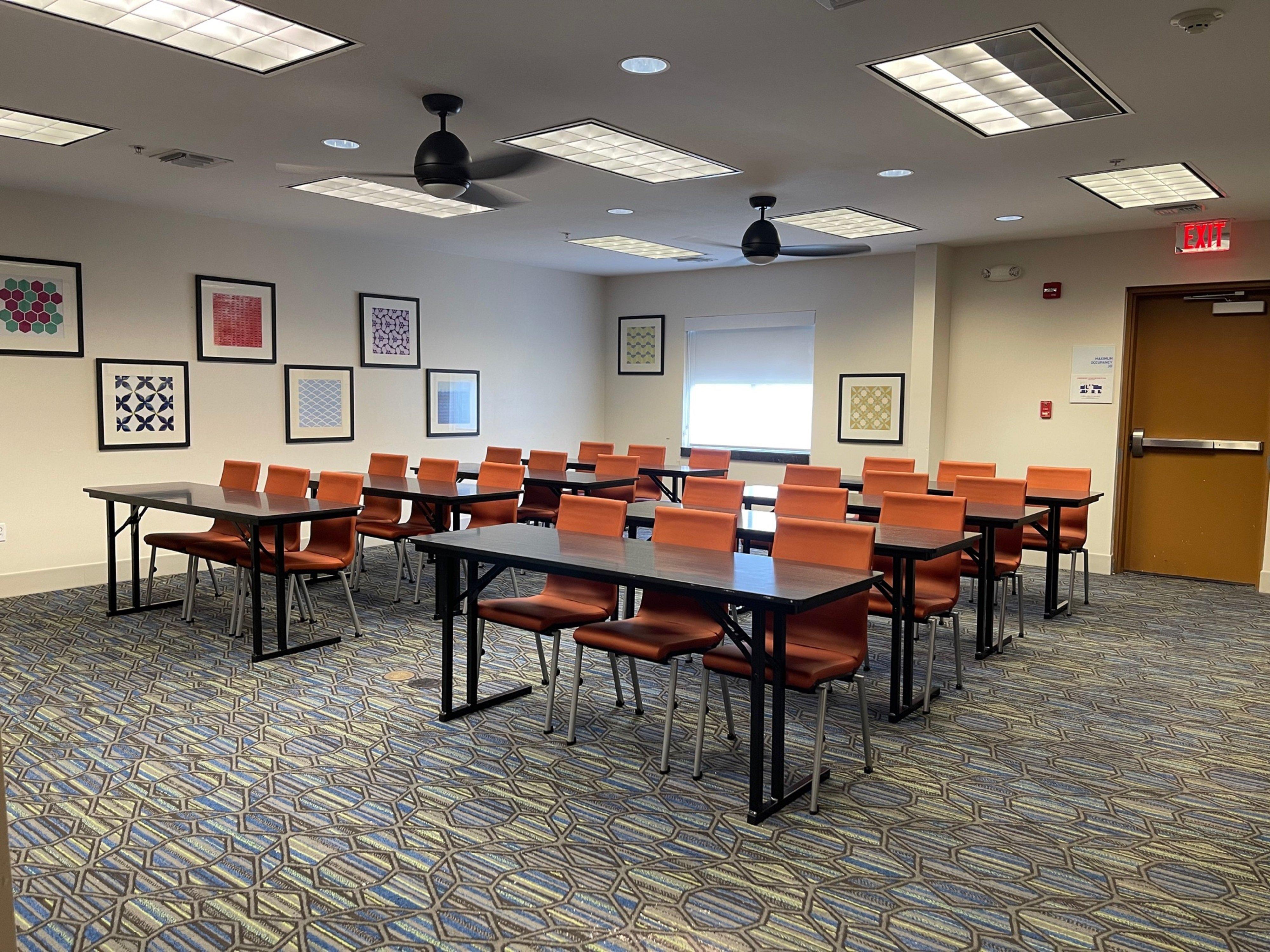 Holiday Inn Express Hotel & Suites Biloxi- Ocean Springs By Ihg Exterior photo