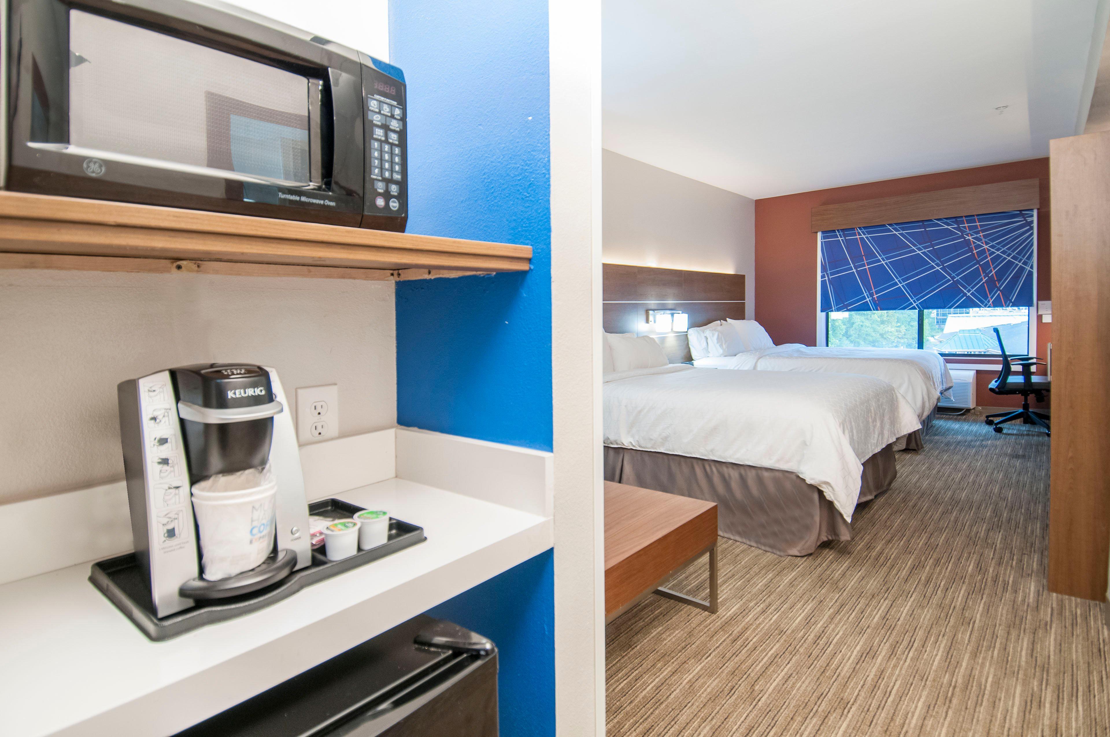 Holiday Inn Express Hotel & Suites Biloxi- Ocean Springs By Ihg Exterior photo