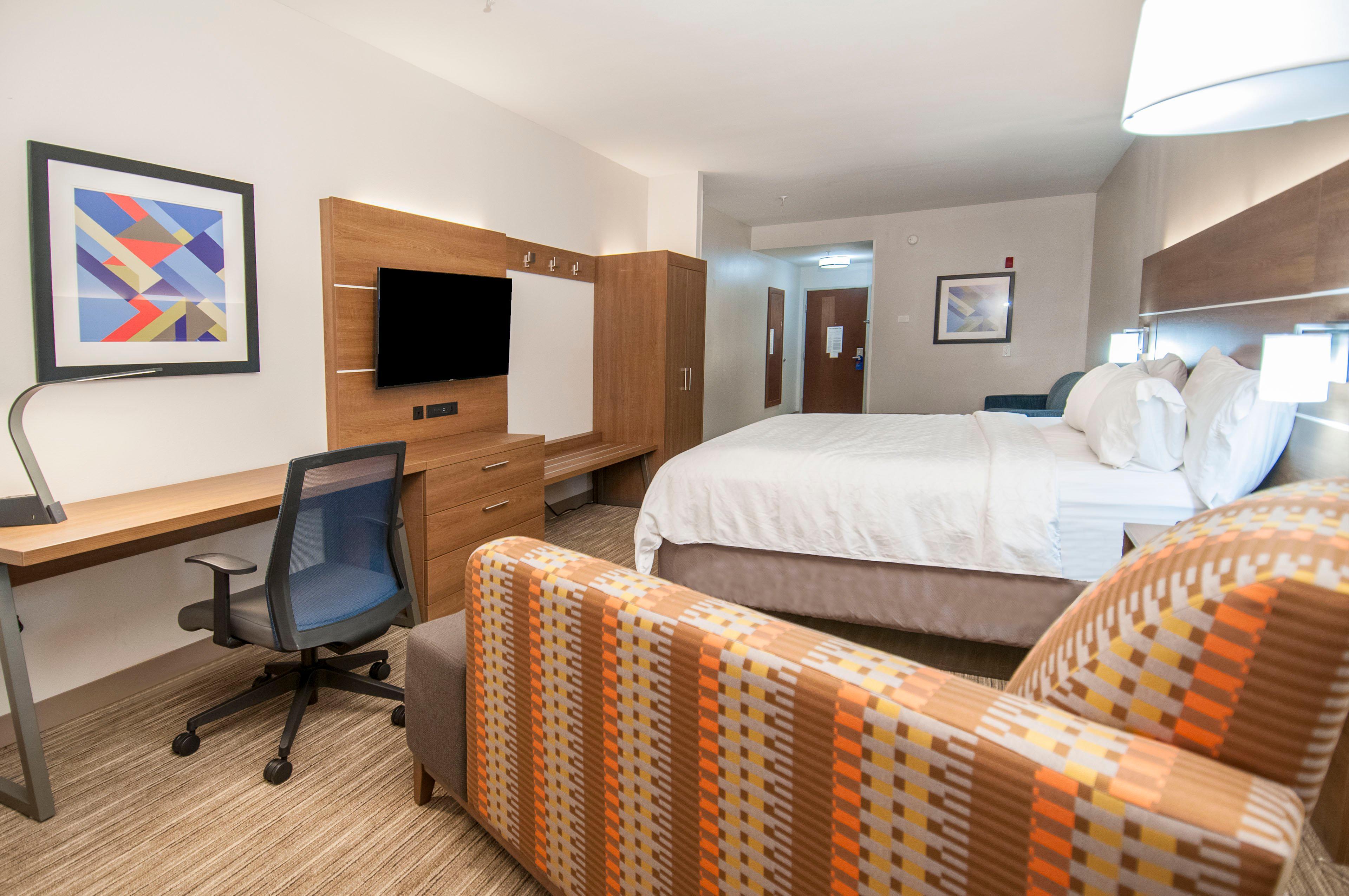 Holiday Inn Express Hotel & Suites Biloxi- Ocean Springs By Ihg Exterior photo