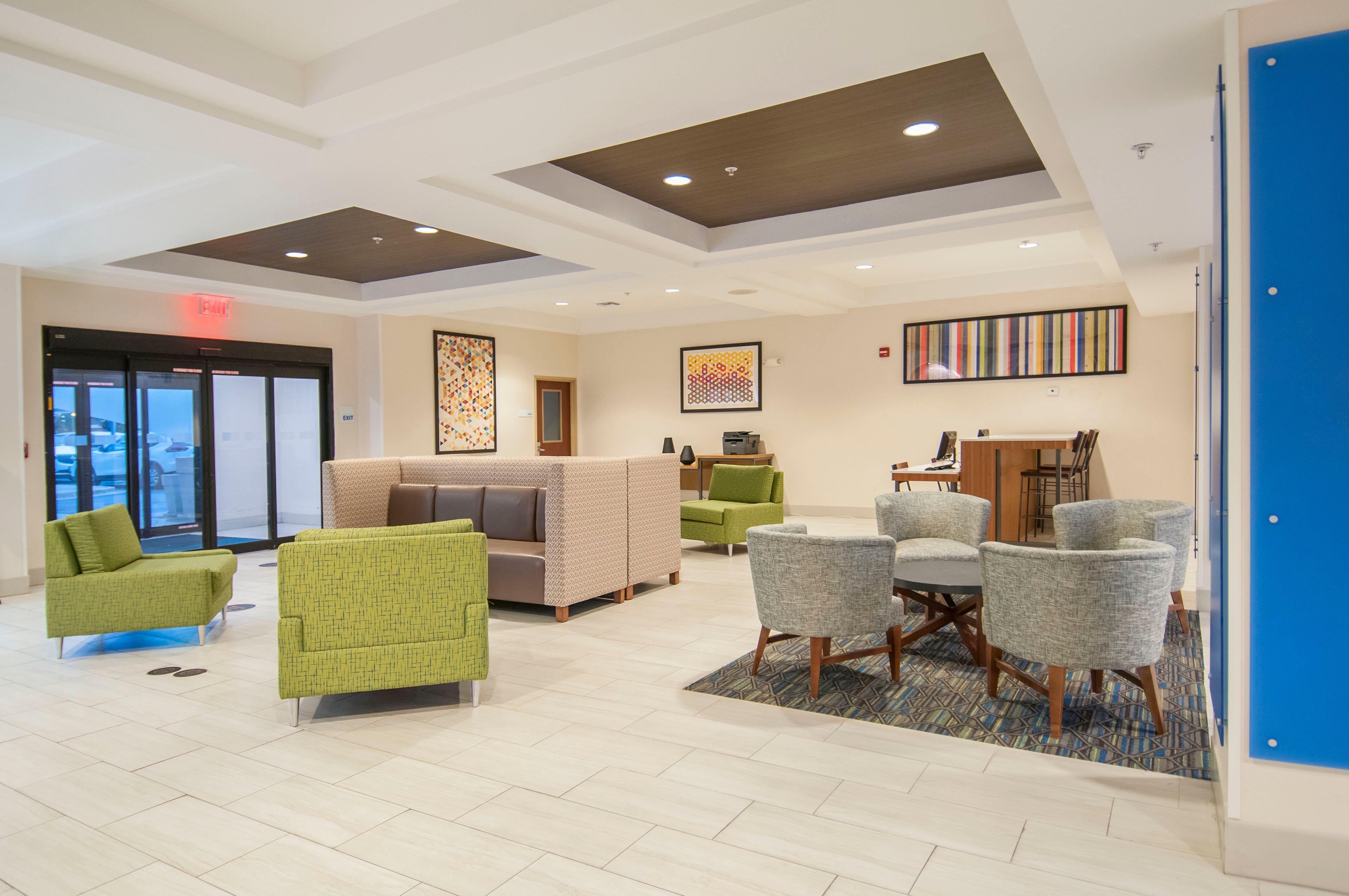 Holiday Inn Express Hotel & Suites Biloxi- Ocean Springs By Ihg Exterior photo