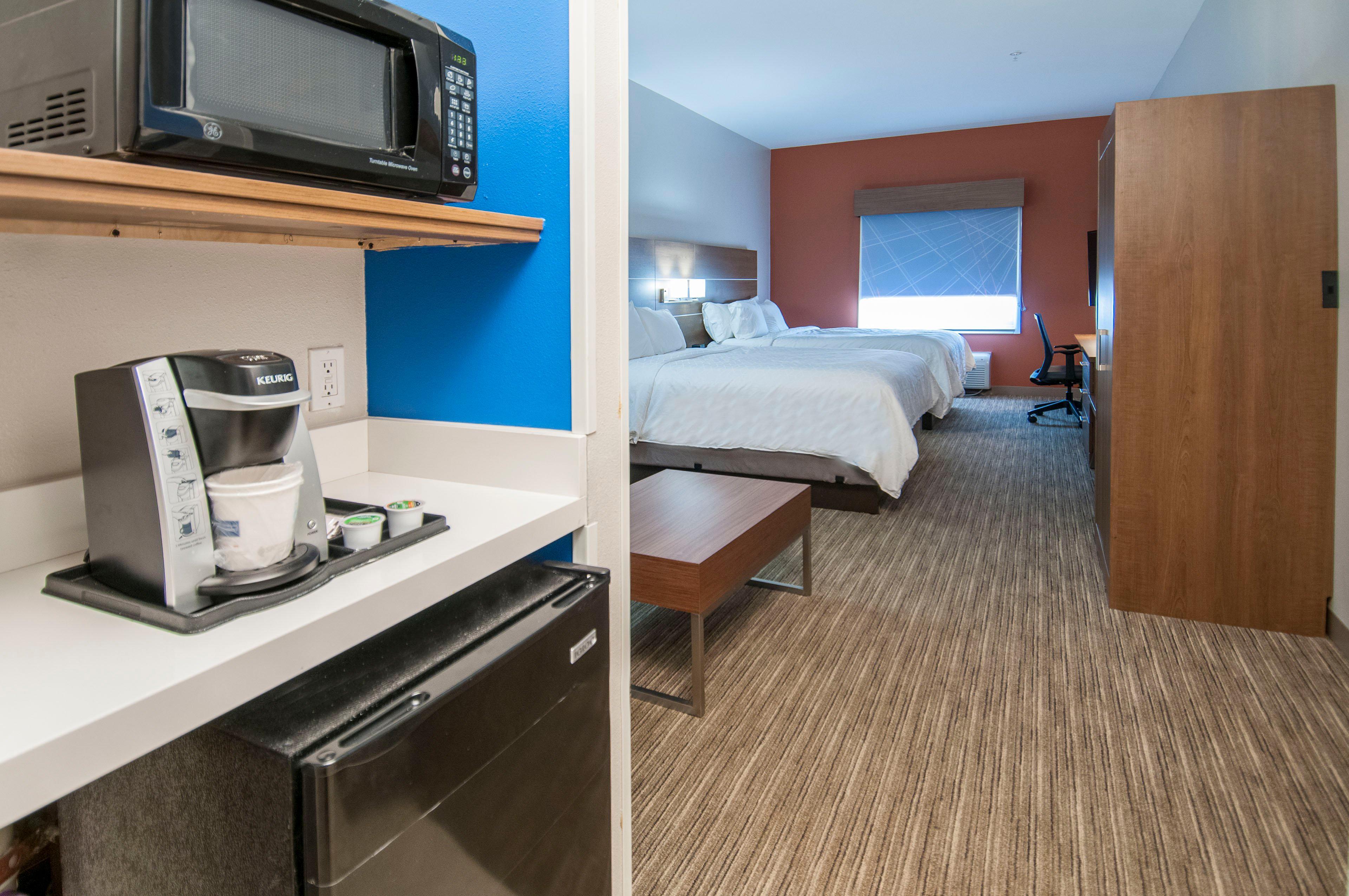 Holiday Inn Express Hotel & Suites Biloxi- Ocean Springs By Ihg Exterior photo