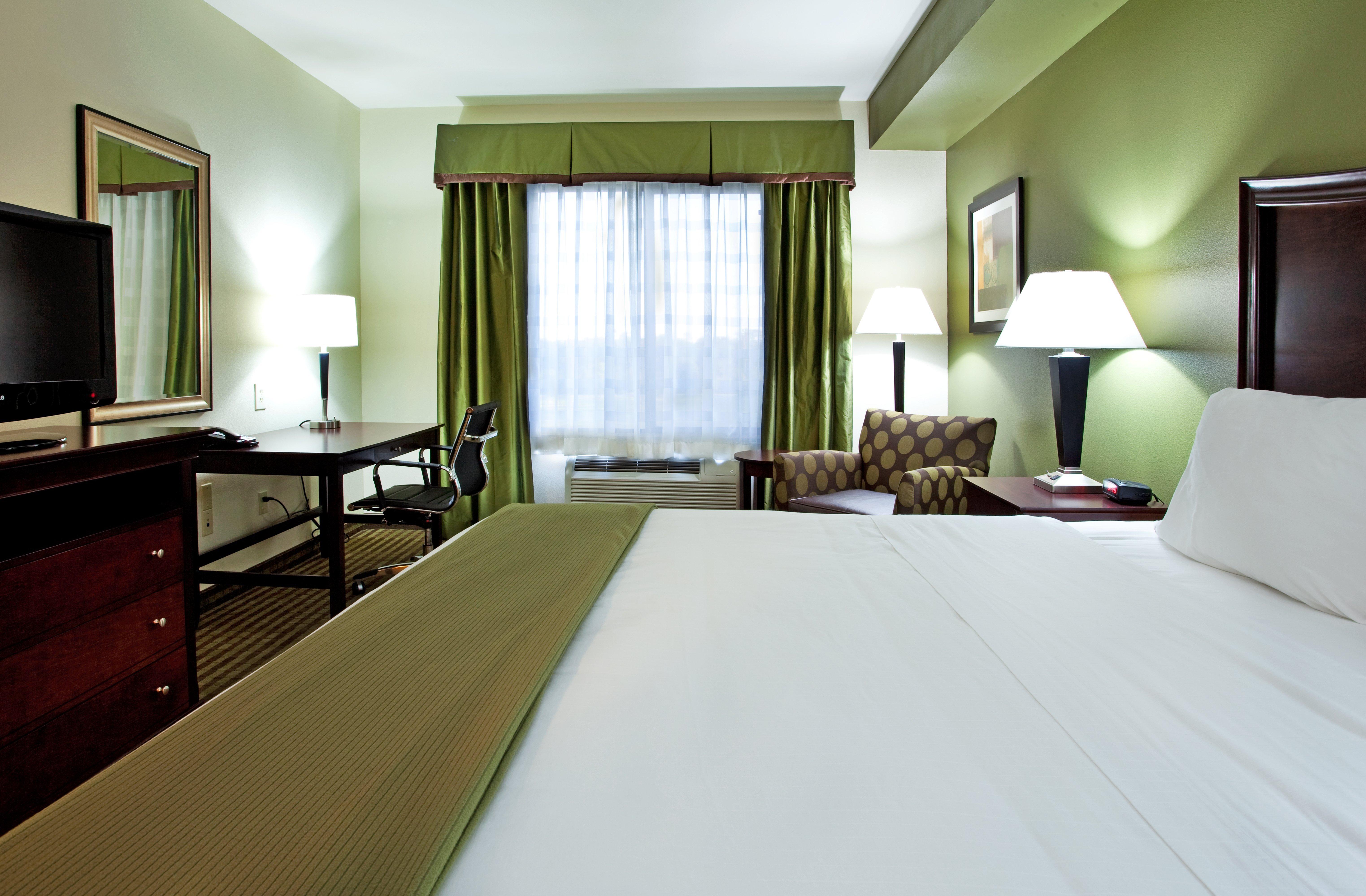 Holiday Inn Express Hotel & Suites Biloxi- Ocean Springs By Ihg Exterior photo