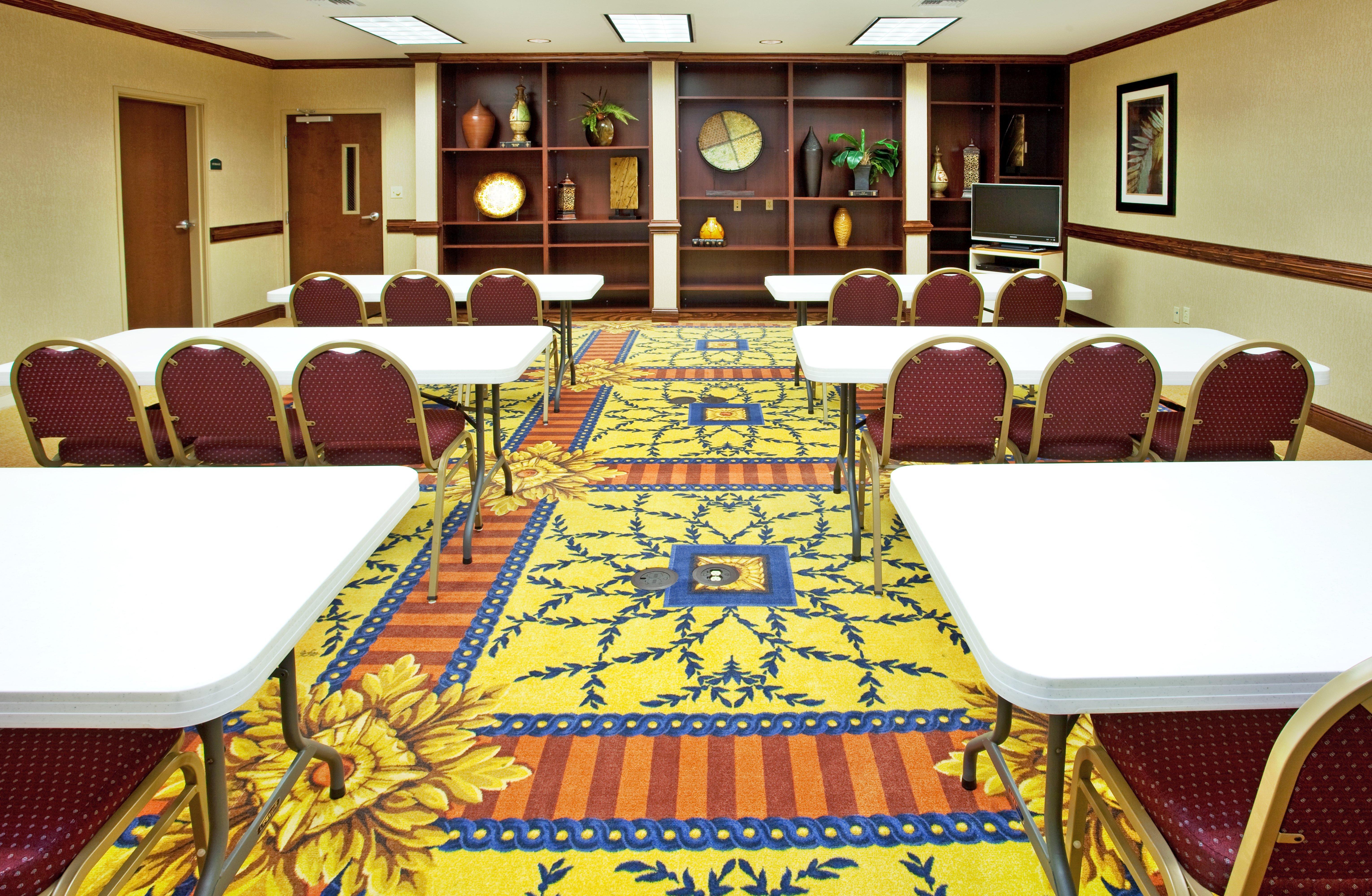 Holiday Inn Express Hotel & Suites Biloxi- Ocean Springs By Ihg Exterior photo